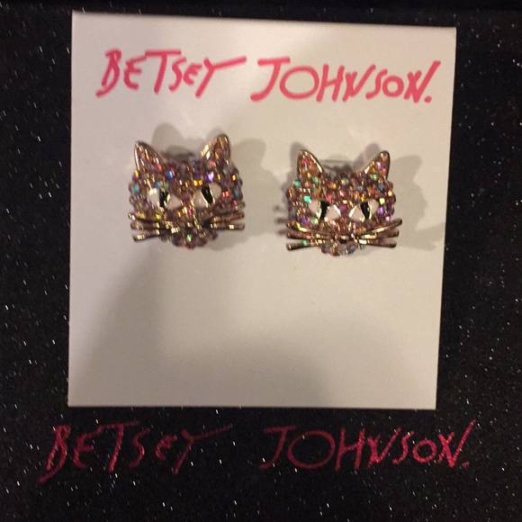 🐱BETSEY JOHNSON PINK PAVE CAT EARRINGS